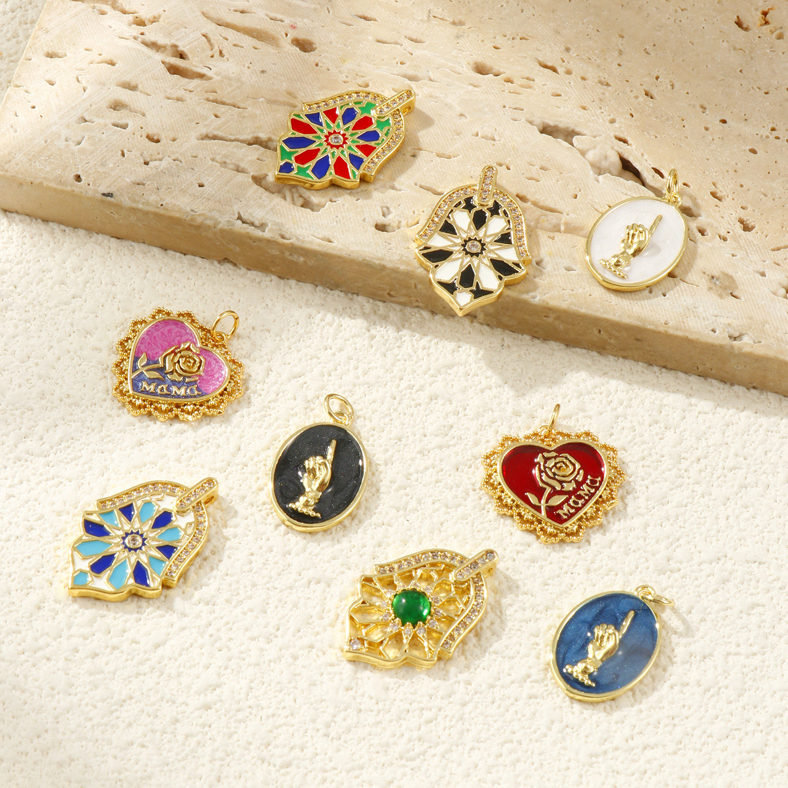 Изображение 1 ШТ Экологичный Латунь Подвески 18K настоящее золото с покрытием Ладонь Сердце С Эмалью