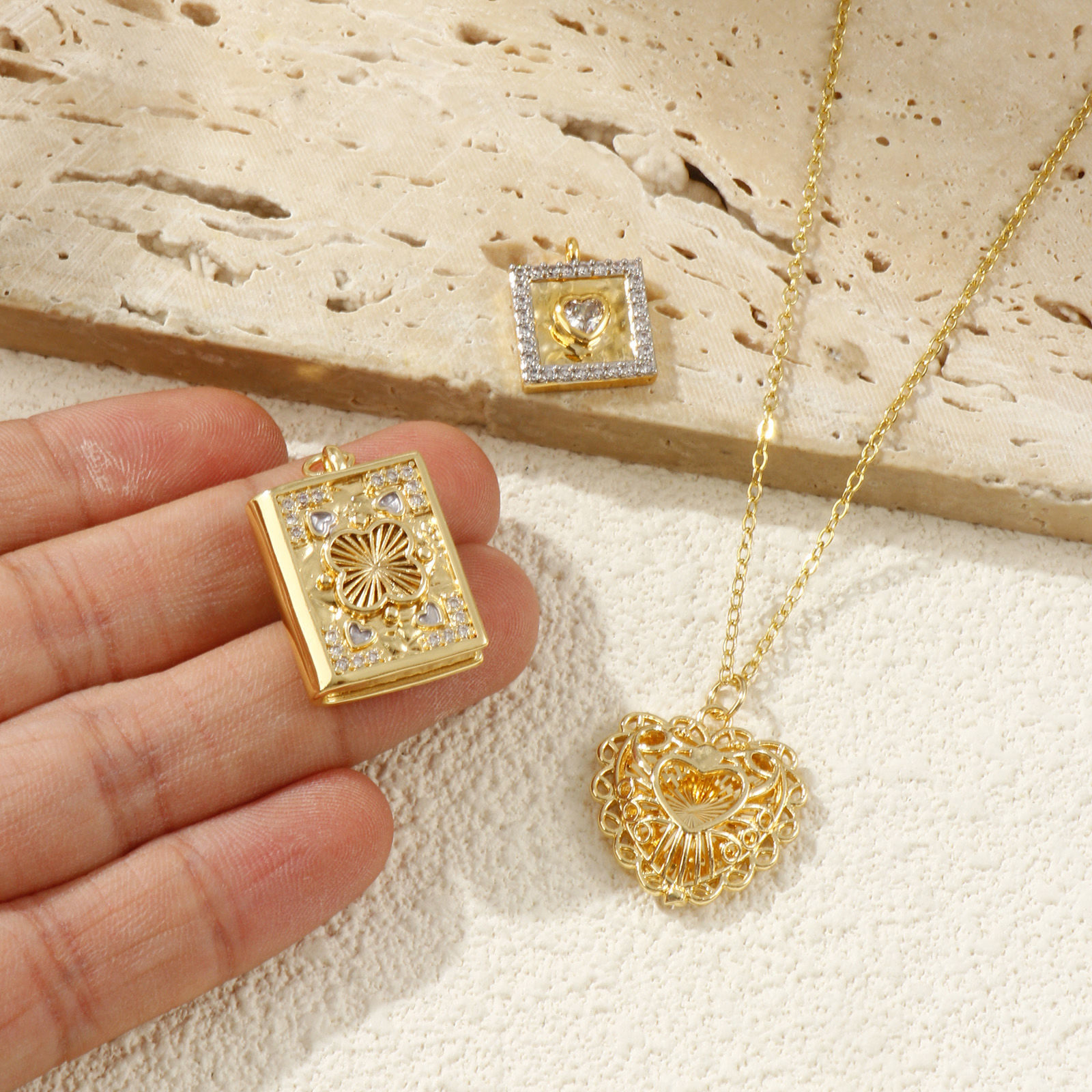 Picture of 1 Piece Eco-friendly Brass Charms 18K Real Gold Plated