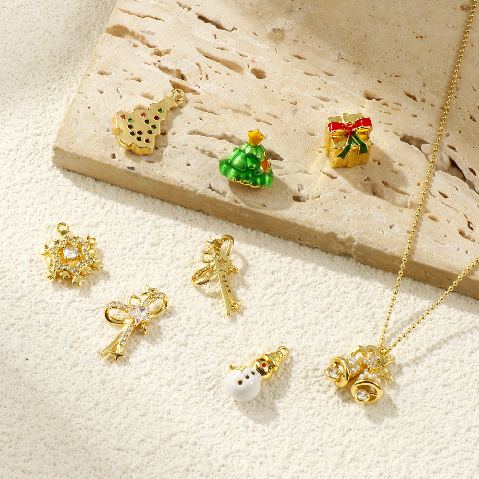 Изображение 2 PCs Brass Christmas Charms 18K Gold Plated