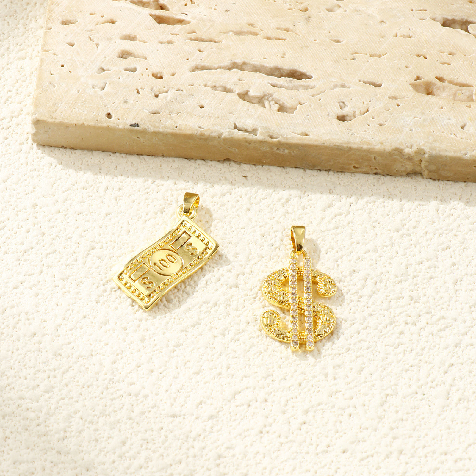 Picture of 2 PCs Eco-friendly Brass Charm Pendant 18K Real Gold Plated