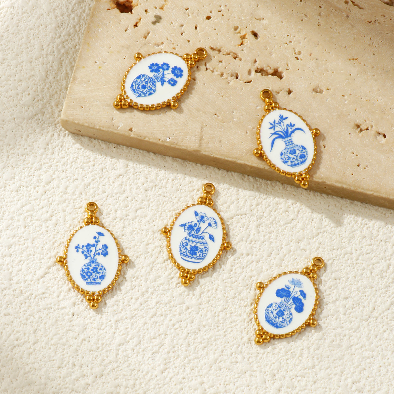 Picture of 2 PCs Eco-friendly PVD Vacuum Plating 304 Stainless Steel Pendants 18K Real Gold Plated Blue Oval Flower Printed 3.2cm x 2.1cm