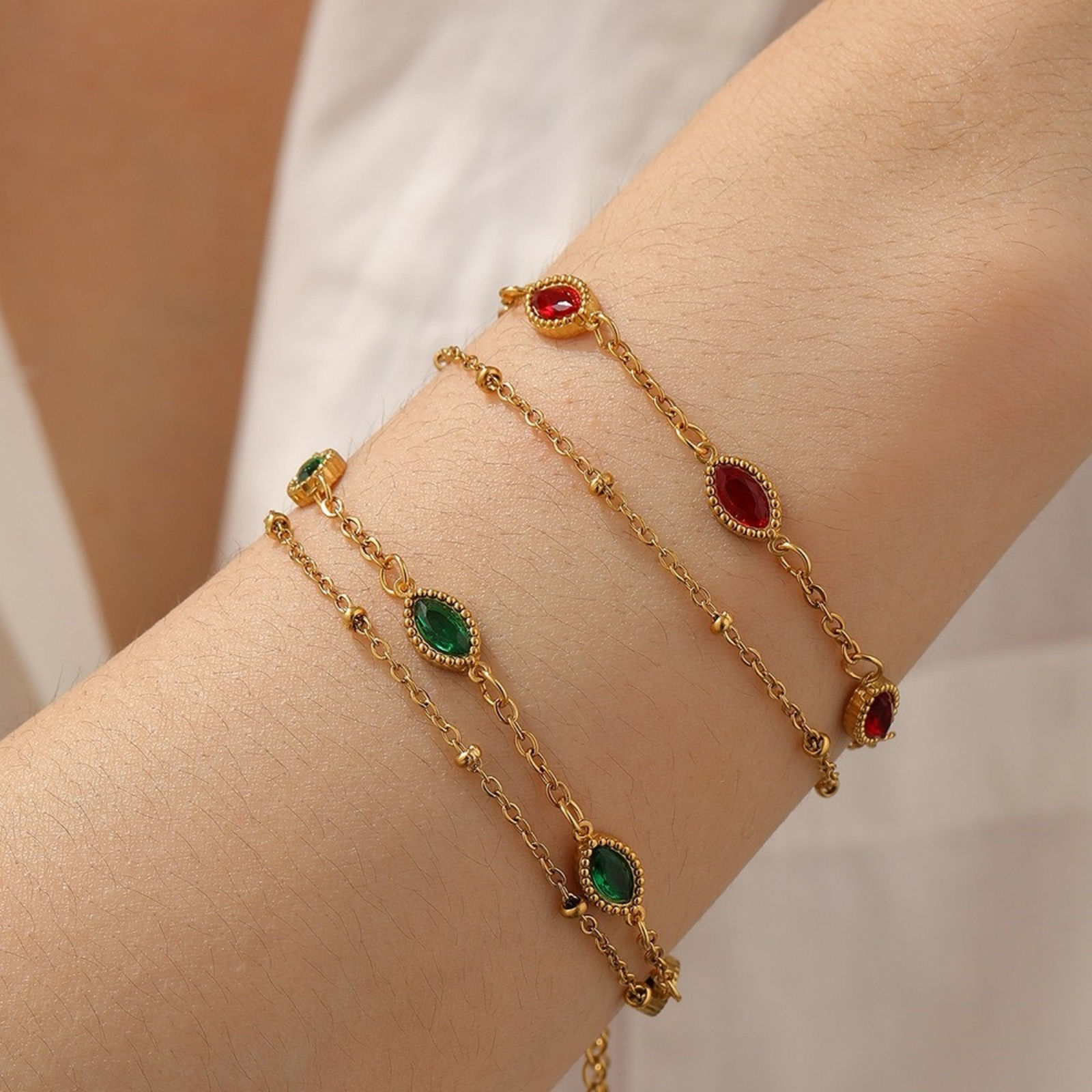 Изображение 1 ШТ вакуумное покрытие Стильный Изысканный 18K настоящее золото с покрытием 304 Из Нержавеющей Стали Горный Хрусталь Браслеты Для женщин подарок 17см длина