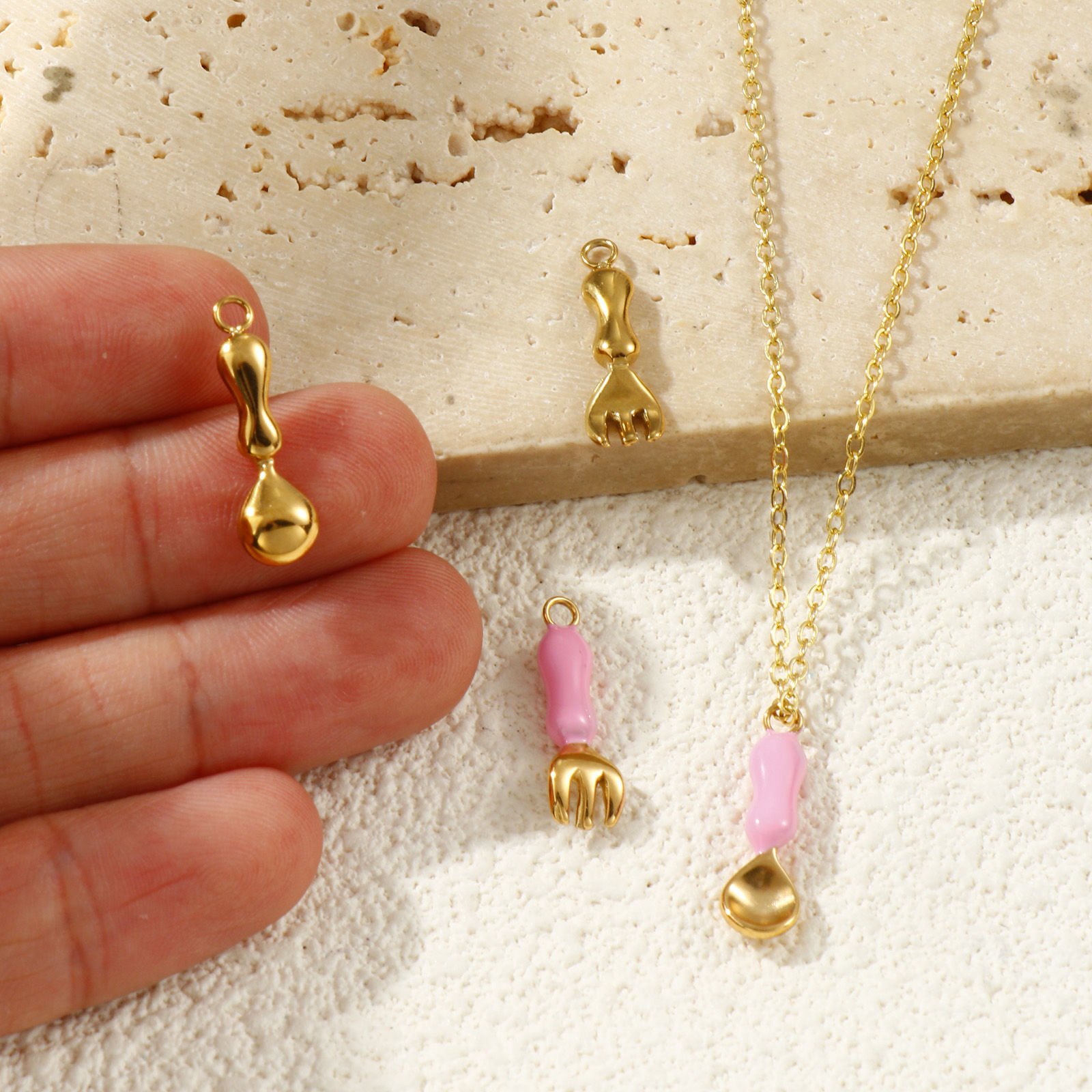 Immagine di 1 Piece Eco-friendly PVD Vacuum Plating Waterproof Anti-Tarnish Hypoallergenic 304 Stainless Steel Charms 18K Real Gold Plated 3D