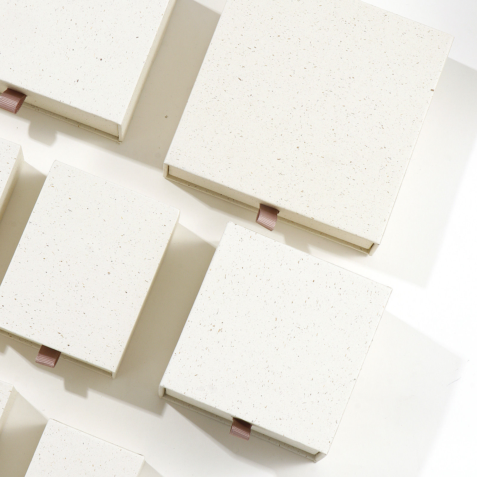 Picture of Paper Pull-Out Drawer Jewelry Gift Box Beige