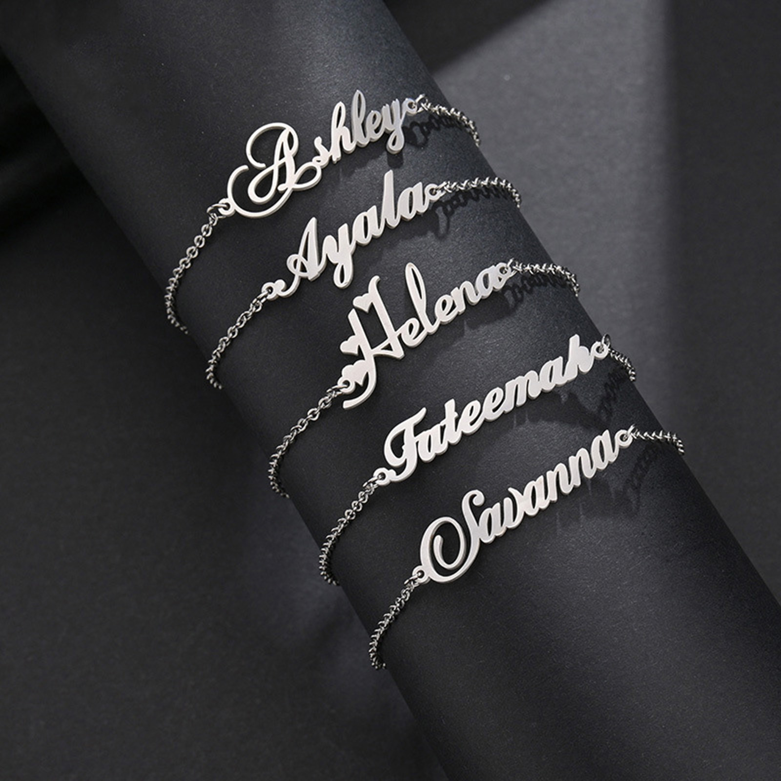 Image de Bracelet Prénom Personnalisé Pendentif de Lettre Personnalisé en Acier Inoxydable Multicolore 1 Pièce