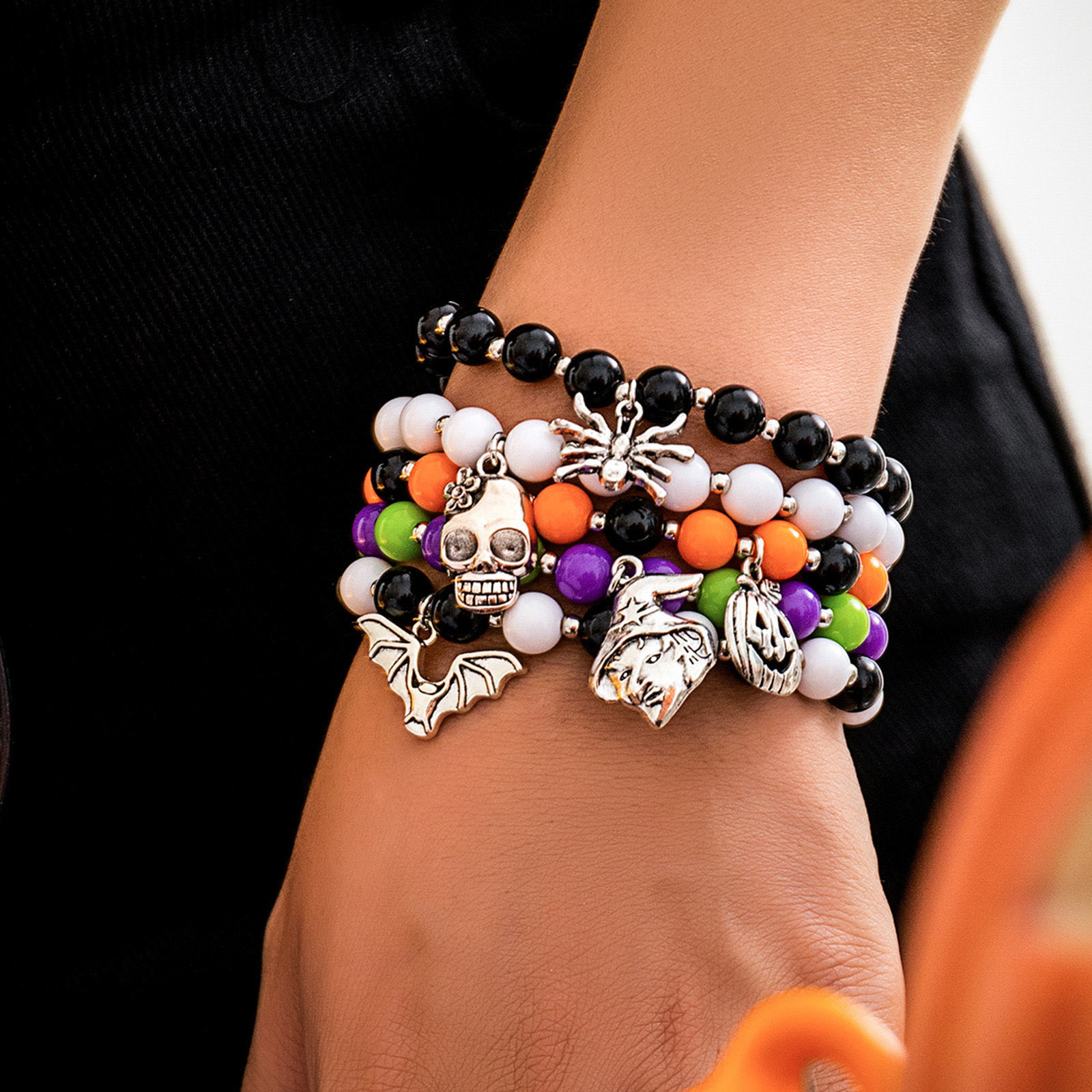 Imagen de 1 Juego ( 5 Unidades/Juego) Acrílico Elegante Conjunto de Pulsera Plata Antigua Multicolor Halloween Bruja Cráneo 18cm longitud