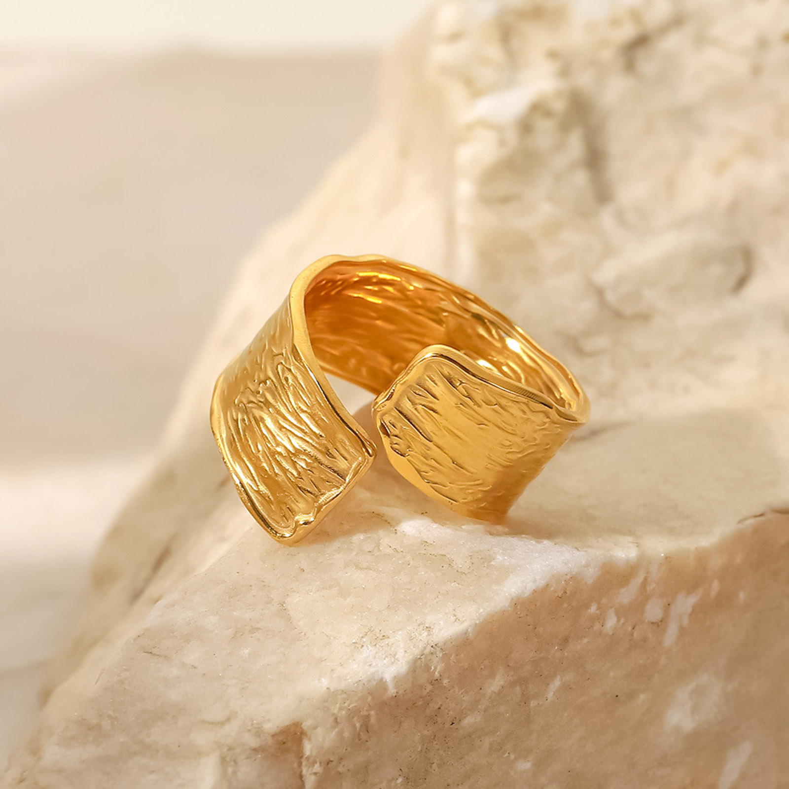 Picture of 1 Piece Vacuum Plating Simple & Casual Stylish 18K Real Gold Plated 304 Stainless Steel Open Rings Unisex 19mm(US Size 9)