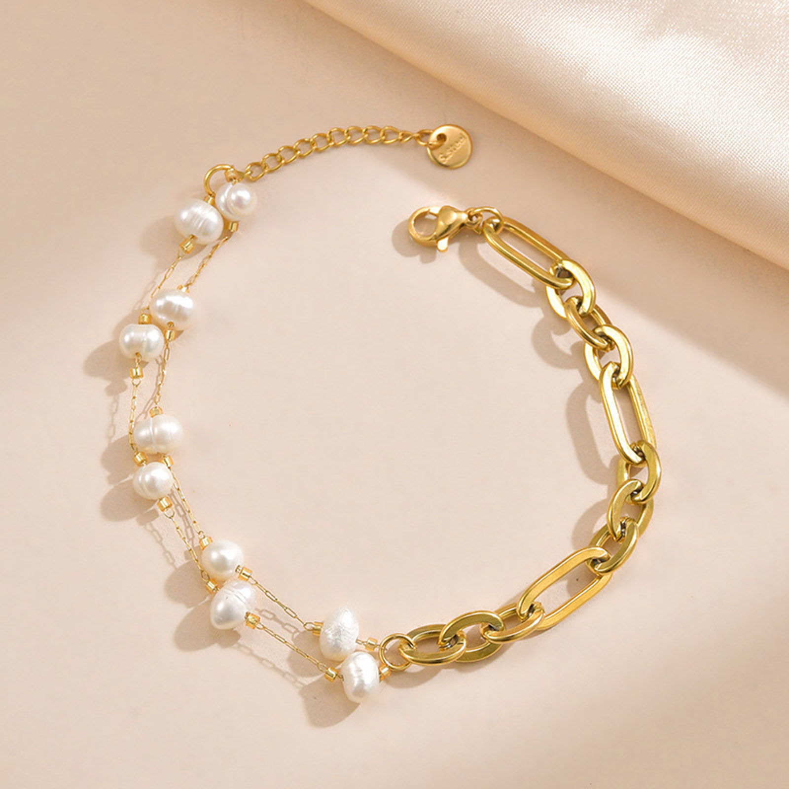 Bild von 1 Strang Vakuumbeschichtung Barock Elegant 14K Gold 304 Edelstahl Büroklammerkette Imitat Perle Armband Für Frauen Party 19cm lang