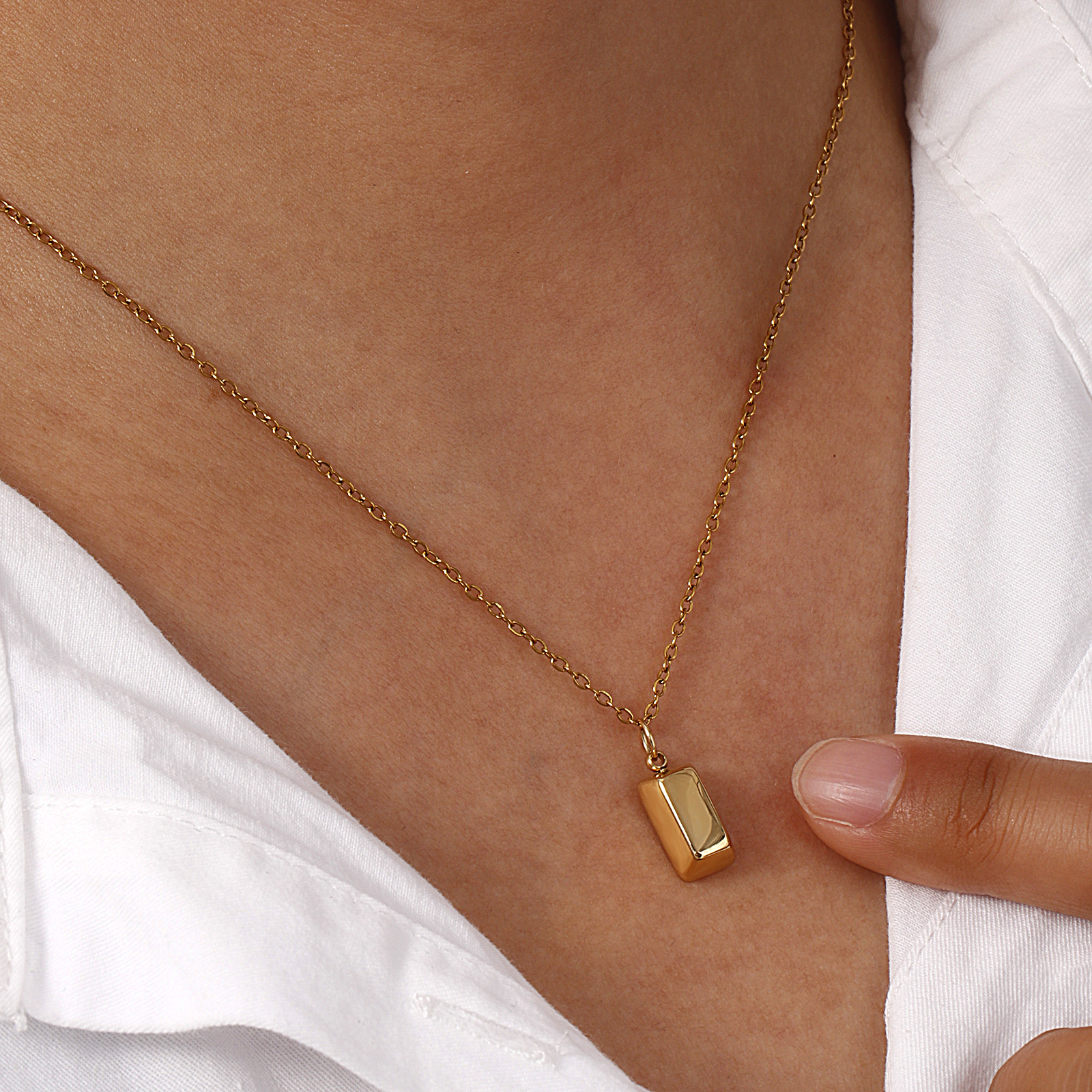 Изображение 1 ШТ Экологичное вакуумное PVD-покрытие Стильный Простой 18K настоящее золото с покрытием 304 Нержавеющая Сталь Кабельные Цепи Прямоугольник Квадратные Ожерелье с подвеской Для женщин подарок 45см + 5см длина