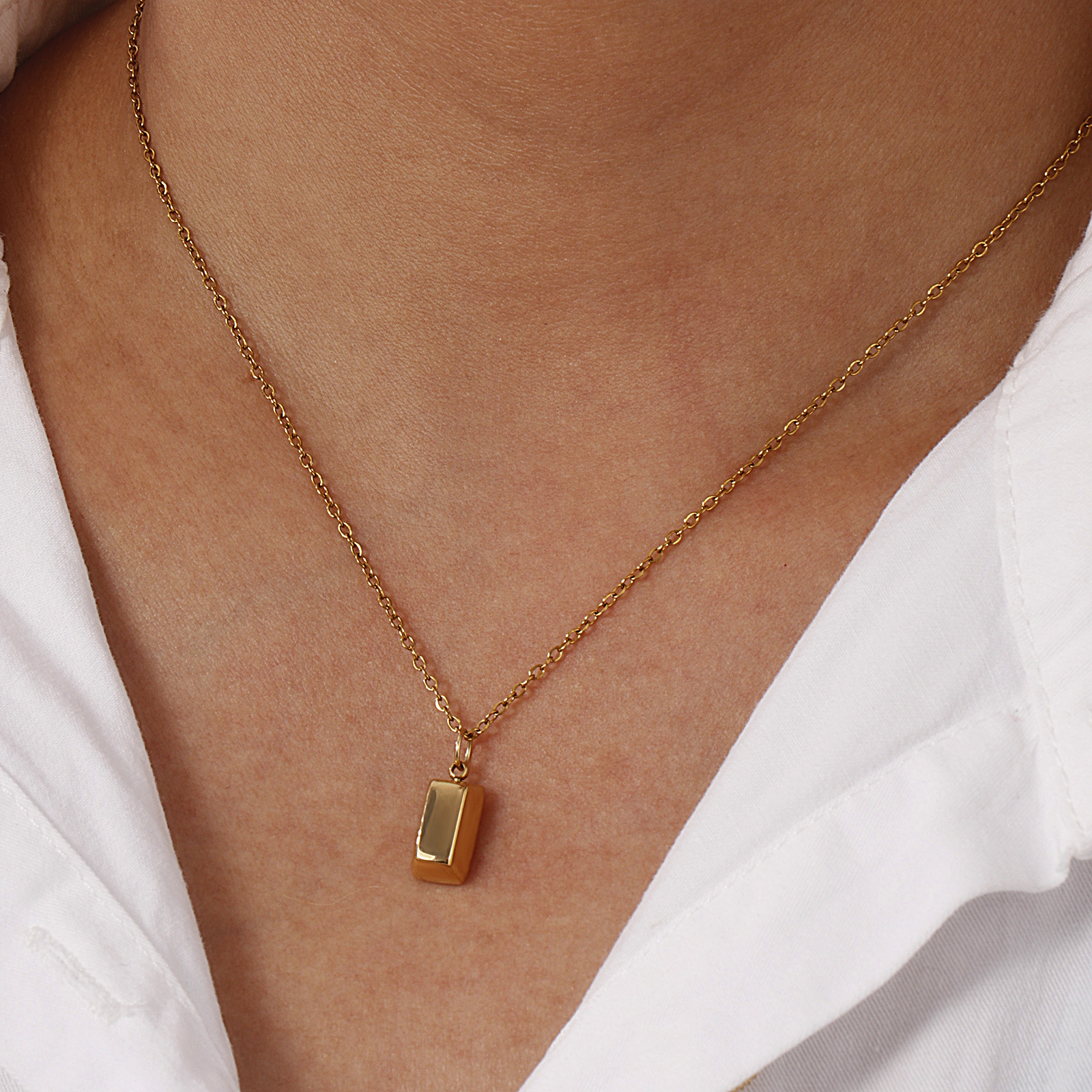 Изображение 1 ШТ Экологичное вакуумное PVD-покрытие Стильный Простой 18K настоящее золото с покрытием 304 Нержавеющая Сталь Кабельные Цепи Прямоугольник Квадратные Ожерелье с подвеской Для женщин подарок 45см + 5см длина