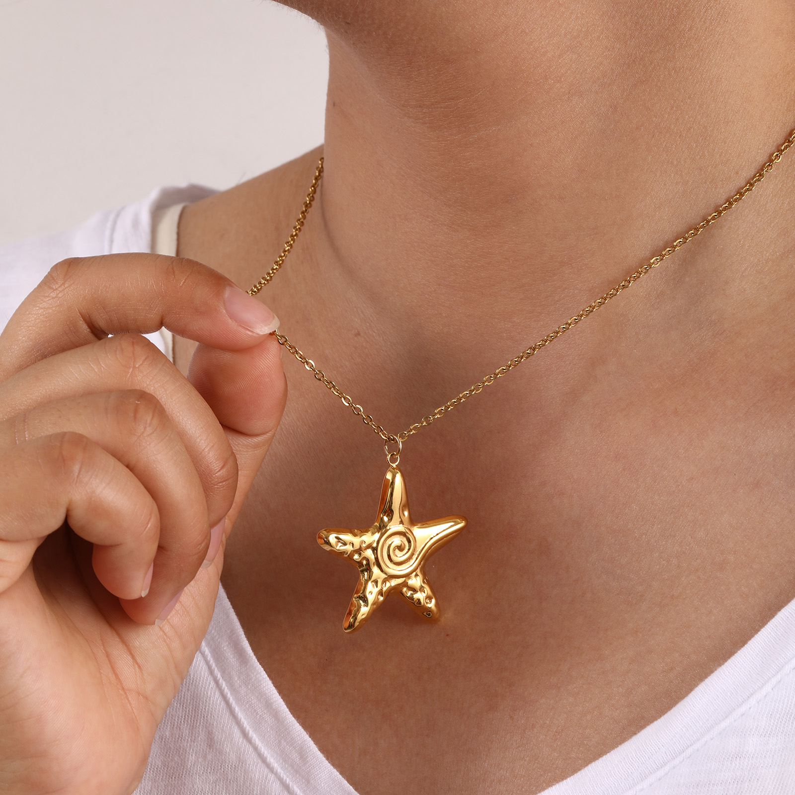 Picture of 1 Piece Eco-friendly PVD Vacuum Plating Stylish Ocean Jewelry 18K Real Gold Plated 304 Stainless Steel Link Cable Chain Star Fish Spiral Pendant Charm Necklace Unisex Gift 45cm(17.7") + 5cm(2") long