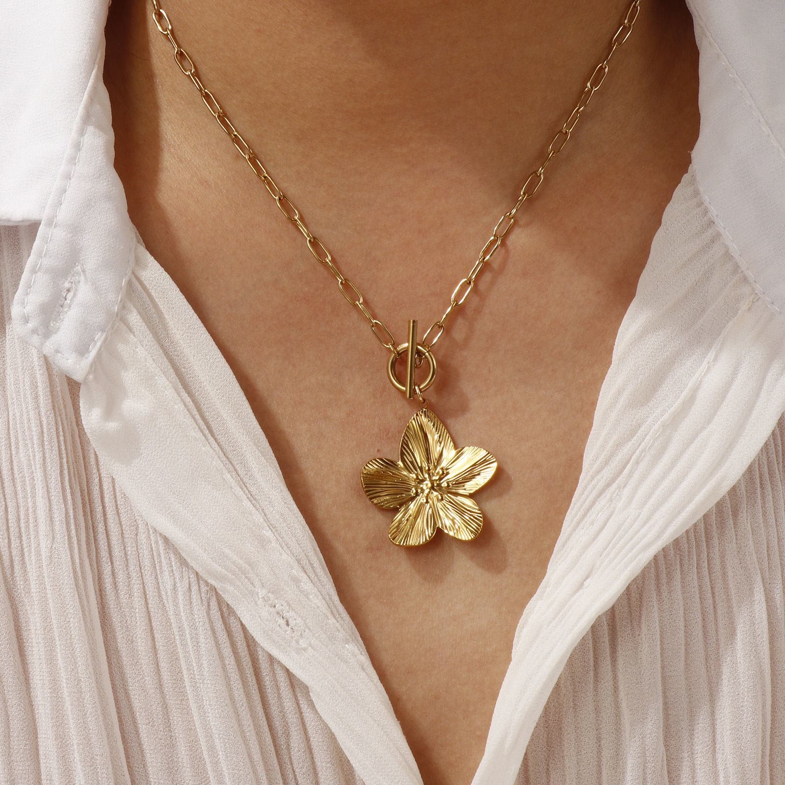 Imagen de 18K Oro Real Chapado Catena di Fermagli Flor Collar con Colgante, 304 Acero Inoxidable 45cm, Para Mujeres, Exquisito Regalo, Recubrimiento al Vacío PVD Ecológico, 1 Unidad