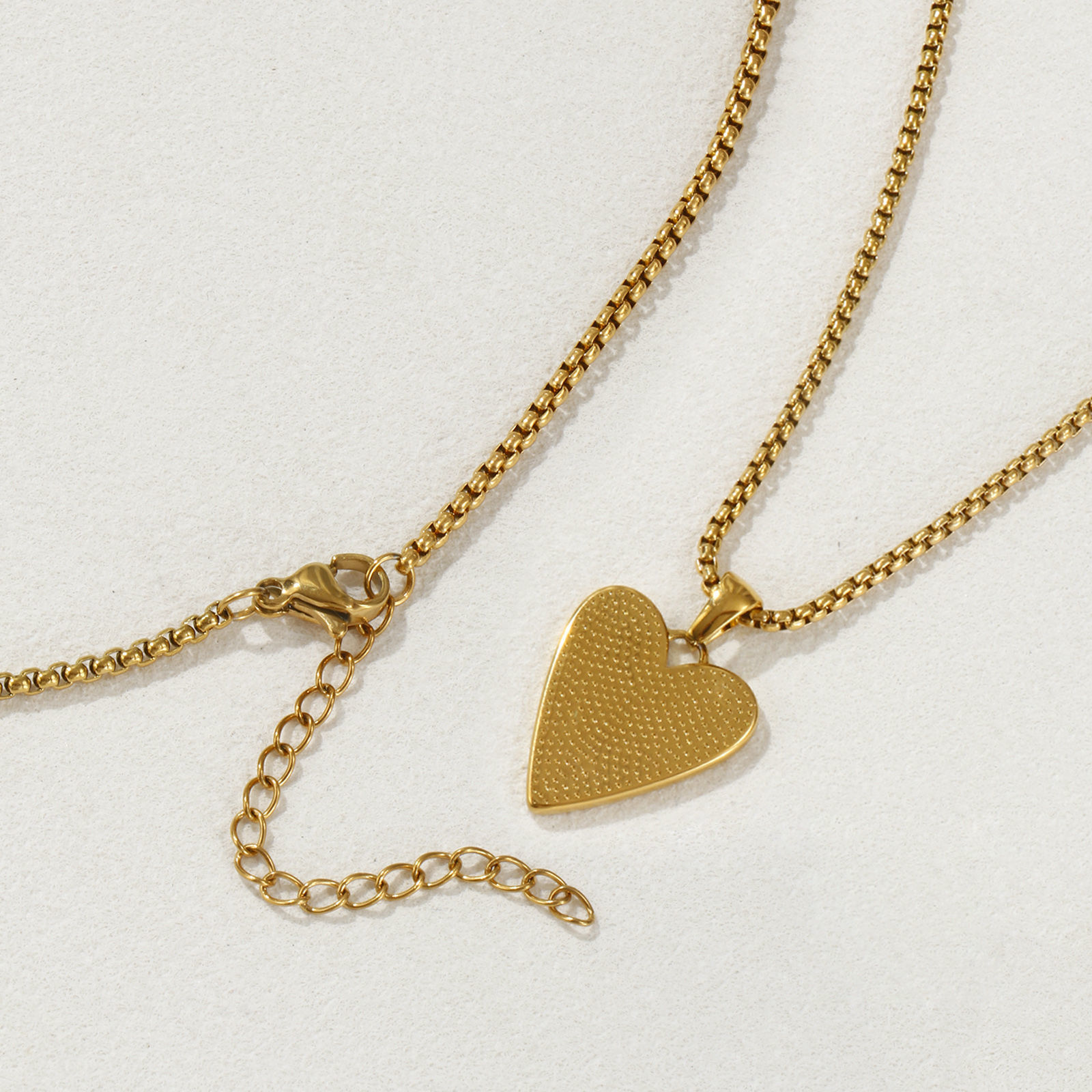 Imagen de 18K Oro Real Chapado Cadena de Caja Corazón Collar con Colgante, 304 Acero Inoxidable & Concha Naturales 45cm + 5cm, Para Mujeres, Blanco Elegante día de San Valentín Regalo, Recubrimiento al Vacío PVD Ecológico, 1 Unidad