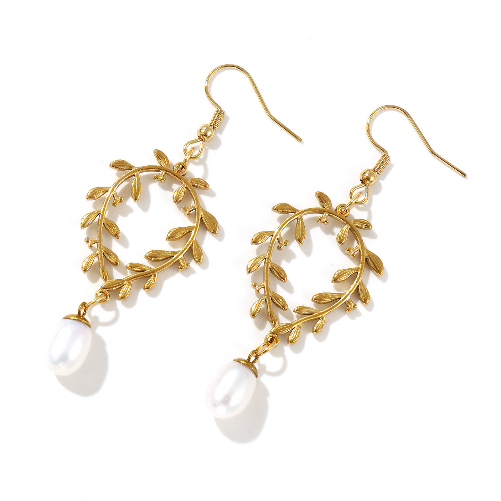 Изображение 1 Пара Экологичное вакуумное PVD-покрытие Стильный Изысканный 18K настоящее золото с покрытием Белый Нержавеющая сталь 304 и натуральный жемчуг Лист Серьги Для женщин подарок 6.6см x 2.3см, Размер провода: 0.7мм(21 калибров)