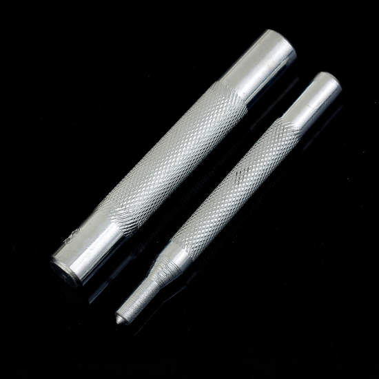 Bild von Eisenlegierung Leder Werkzeug Druckknopf werkzeug Handschlageisen Locheisen Silberfarbe 7.6cm x0.7cm 7.4cm x1cm 1 Set