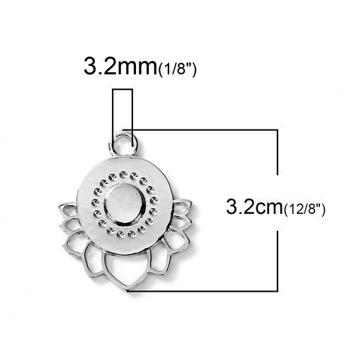 Bild von Zinklegierung Anhänger Lotosblume Silberfarbe Rund Hohl 32mm x 27mm, 5 Stück