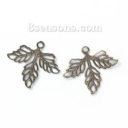 Immagine di Lega di Ferro Charms Foglia Bronzo Antico Filigrana 26mm x 23mm , 100 Pz