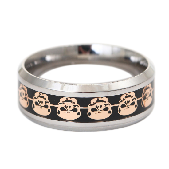 Picture of Stainless Steel Unadjustable Rings Silver Tone Golden Skull 19.1mm(US Size 9.25), 1 Piece
