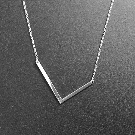 Image de Colliers en Acier Inoxydable Initial Alphabet/ Lettre " L" Argent Mat 52cm long, 1 Pièce