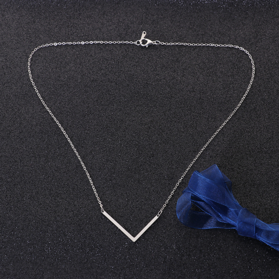 Image de Colliers en Acier Inoxydable Initial Alphabet/ Lettre " L" Argent Mat 52cm long, 1 Pièce