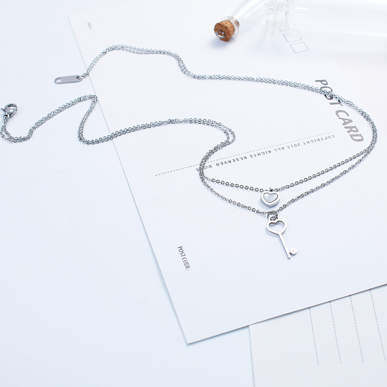 Picture of 304 Stainless Steel Multilayer Layered Necklace Silver Tone Key Heart 43cm(16 7/8") long, 1 Piece