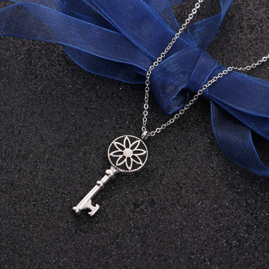 Image de Colliers en 304 Acier Inoxydable Clé Fleurs Argent Mat Noir Email 46cm long, 1 Pièce