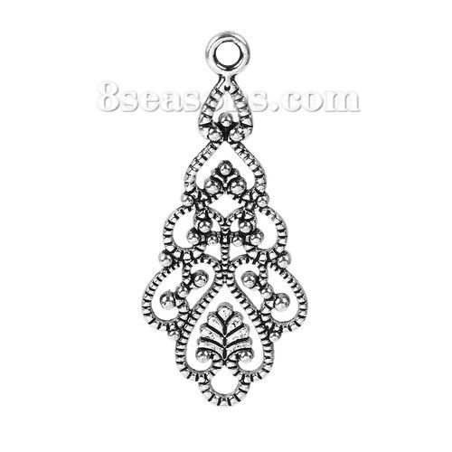 Immagine di Lega di Zinco Ciondoli Foglia Argento Antico Filigrana 41mm x 18mm , 50 Pz