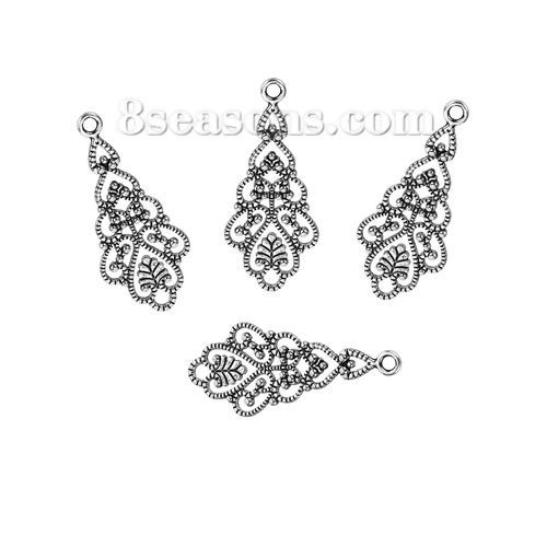 Immagine di Lega di Zinco Ciondoli Foglia Argento Antico Filigrana 41mm x 18mm , 50 Pz