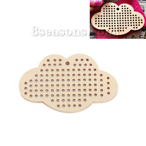 Immagine di Legno Charm Punto Croce Ciondoli Nuvole Beige 56mm x 34mm, 5 Pz