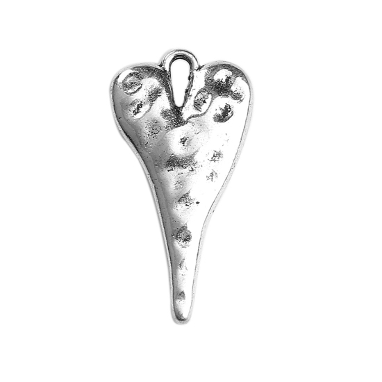 Picture of Zinc Based Alloy Charms Heart Silver Tone 27mm(1 1/8") x 14mm( 4/8"), 30 PCs