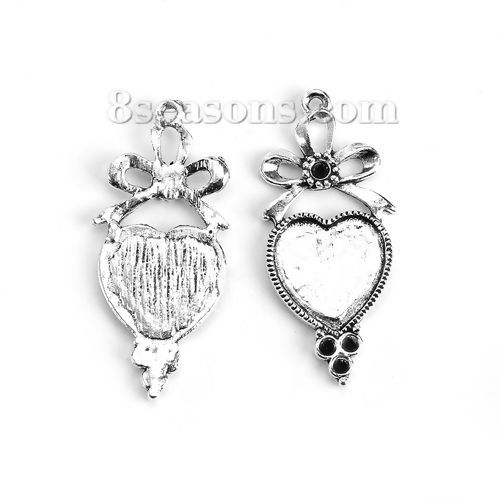 Immagine di Lega di Zinco Charm Ciondoli Cuore Argento Antico Cravatta a Farfalla Basi per Cabochon (Adatto 14mmx13mm) (Con Strass di ss10 ss8) 40mm x 18mm, 30 Pz