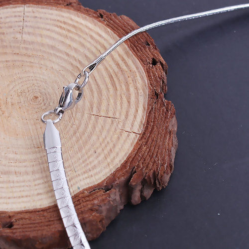 Image de Collier Tour de Cou en 304 Acier Inoxydable Argent Mat Rond 45cm Long, 1 Pièce