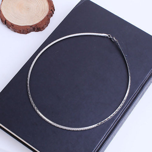 Image de Collier Tour de Cou en 304 Acier Inoxydable Argent Mat Rond 45cm Long, 1 Pièce