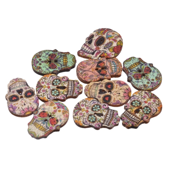 Bild von Natürliches Hinoki-Holz Tag der Toten Knöpfe für Aufnähen Scrapbooking 2 Löcher Zuckerschädel Zufällig Mix 24.5mm x 17.5mm, 50 Stücke