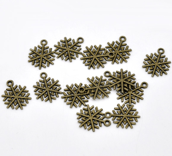 Image de 50 Breloques Charms Flocon de neige Couleur bronze 19x17mm