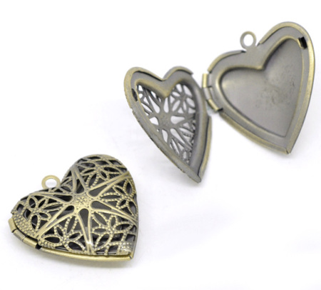 Brass Picture Photo Locket Frame Pendants Heart Antique Bronze (Fits 18.7mm x 13.7mm) 26mm(1") x 26mm(1"), 1 Piece