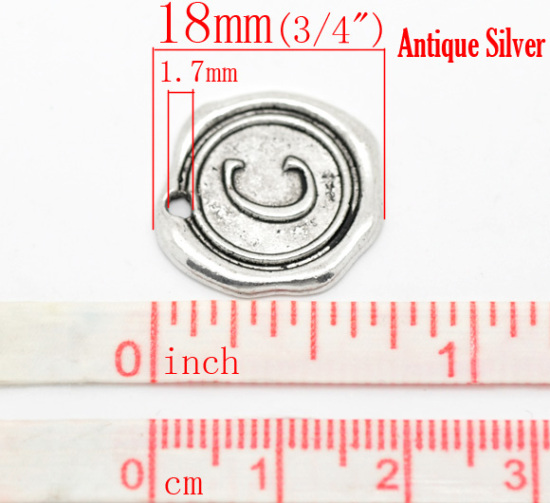 Bild von Zinklegierung Wachssiegel Charms Rund Anfangsbuchstaben "C" Antik Silber 18x18mm 30 Stück