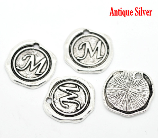 Bild von Zinklegierung Wachssiegel Charms Rund Anfangsbuchstaben "M" Antik Silber 18mm x 18mm 30 Stück