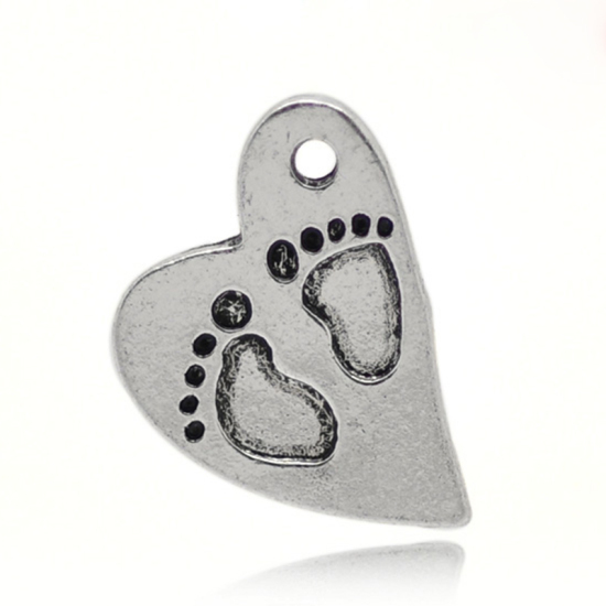 Imagen de 2 Unidades Zamak Colgantes Plata Antigua Corazón Pies 21mm x 15mm