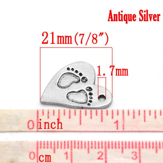 Imagen de 2 Unidades Zamak Colgantes Plata Antigua Corazón Pies 21mm x 15mm