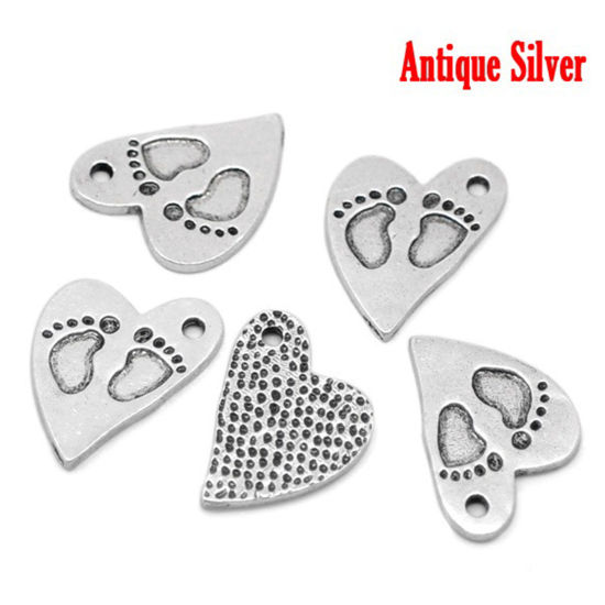 Imagen de 2 Unidades Zamak Colgantes Plata Antigua Corazón Pies 21mm x 15mm