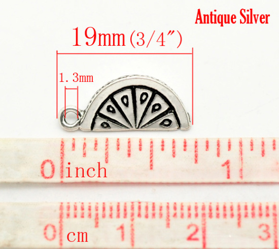 20 個 亜鉛合金 チャーム 銀古美 オレンジ 19mm x 8mm、 の画像