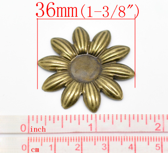Picture of Iron Based Alloy Embellishments Findings Daisy Flower Antique Bronze Cabochon Settings (Fit 12mm Dia) 3.6cm x 3.6cm(1 3/8"x 1 3/8"), 50 PCs