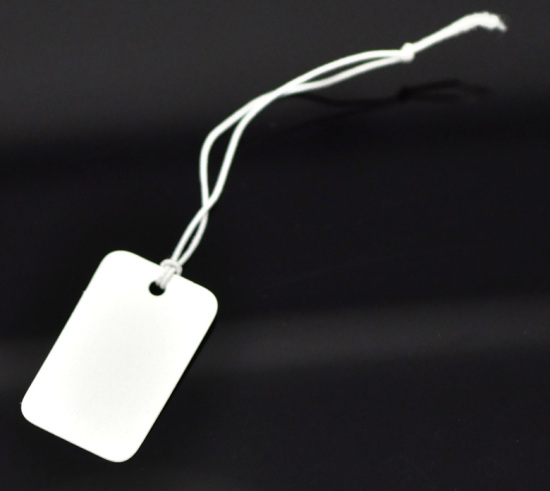 Picture of Paper Label Tags White Blank With String 7cm(2 6/8") long, Tag Size: 25mm x15mm(1" x 5/8"), 300 PCs