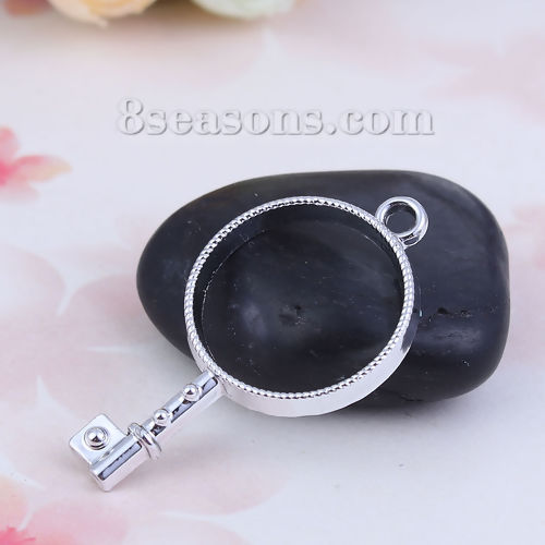 Image de Pendentifs Cadre Arrière Ouvert pour Résine Polymètre Supports à Cabochons Collection de Conte de Fées en Alliage de Zinc Clé Anneau Argenté 46mm x 25mm, 10 Pcs