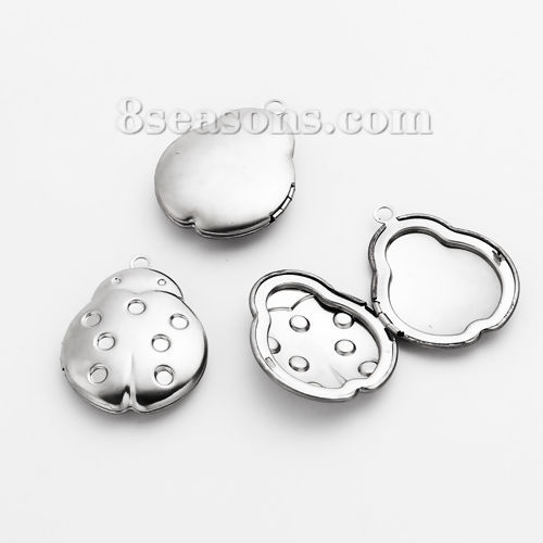 Picture of 304 Stainless Steel Picture Photo Locket Frame Pendents Ladybug Animal Silver Tone Cabochon Settings (Fits 25mmx21mm) Can Open 38mm(1 4/8") x 29mm(1 1/8"), 1 Piece