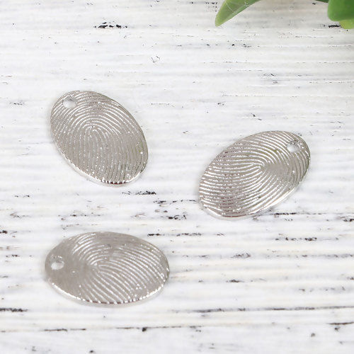 Immagine di Lega di Zinco Impronte Digitali Gioielli Charms Ovale Tono Argento 15mm x 10mm , 30 Pz