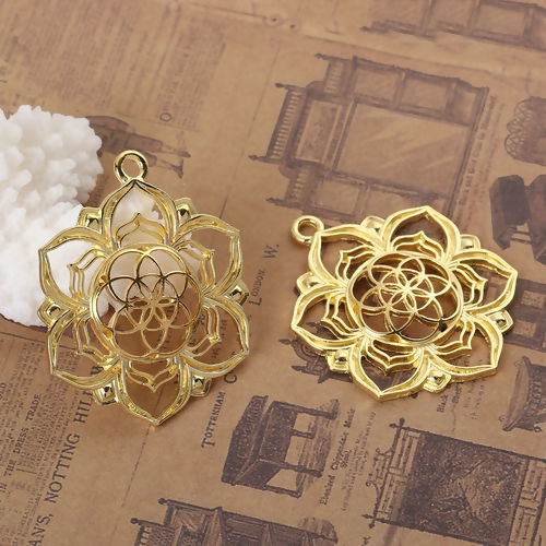 Bild von Zinklegierung Lebensblume Anhänger Blumen Vergoldet Hohl 43mm x 36mm, 10 Stück