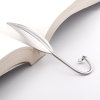Image de Marque-Pages Forme Feuille Blanc Imitation Perles Argent Mat 12.2cm x 2.7cm, 1 Pièce