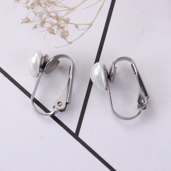 Immagine di 316 Conchiglia Clip Orecchio Tono Argento Bianco Cuore 16mm x 7mm, 1 Paio”